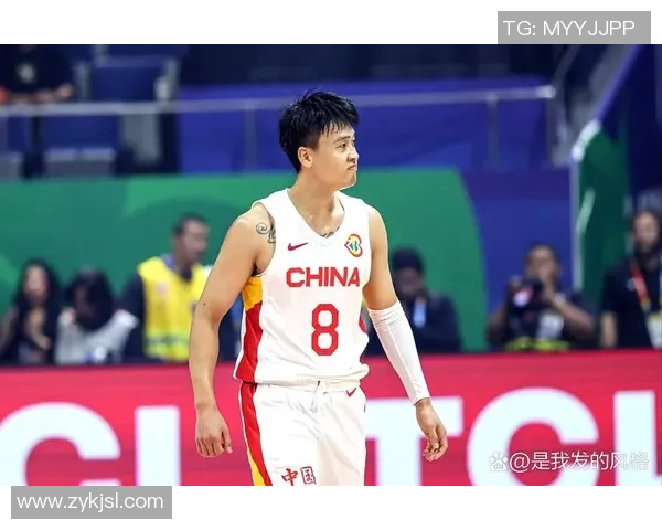 聚焦上海足球队的速度提升与战术创新探讨 聚焦上海足球队的速度提升与战术创新探讨