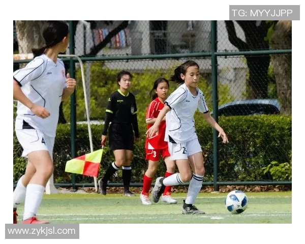 上海足球队荣登速度排行榜第一名引发热议 上海足球队荣登速度排行榜第一名引发热议