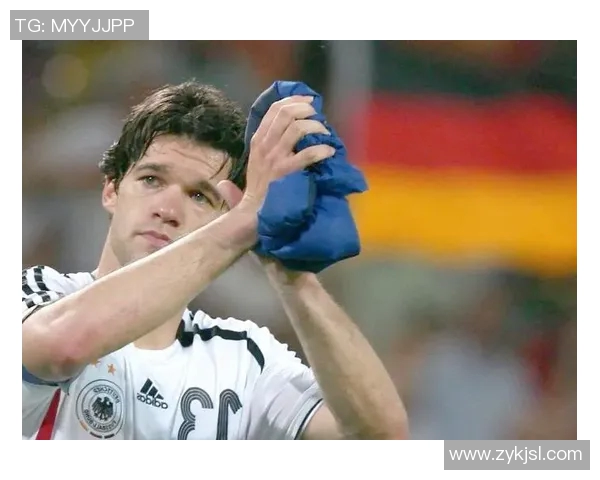 德国足球传奇巴拉克精彩瞬间回顾与经典图片分享 德国足球传奇巴拉克精彩瞬间回顾与经典图片分享