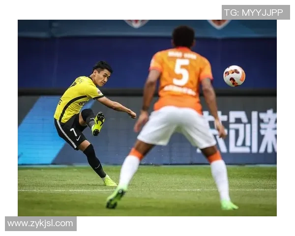 武汉足球队的节奏解析与战术深度剖析探秘之旅 武汉足球队的节奏解析与战术深度剖析探秘之旅