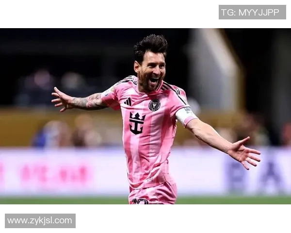 梅西的独特魅力与足球技艺解析:他如何在绿茵场上创造传奇 梅西的独特魅力与足球技艺解析:他如何在绿茵场上创造传奇